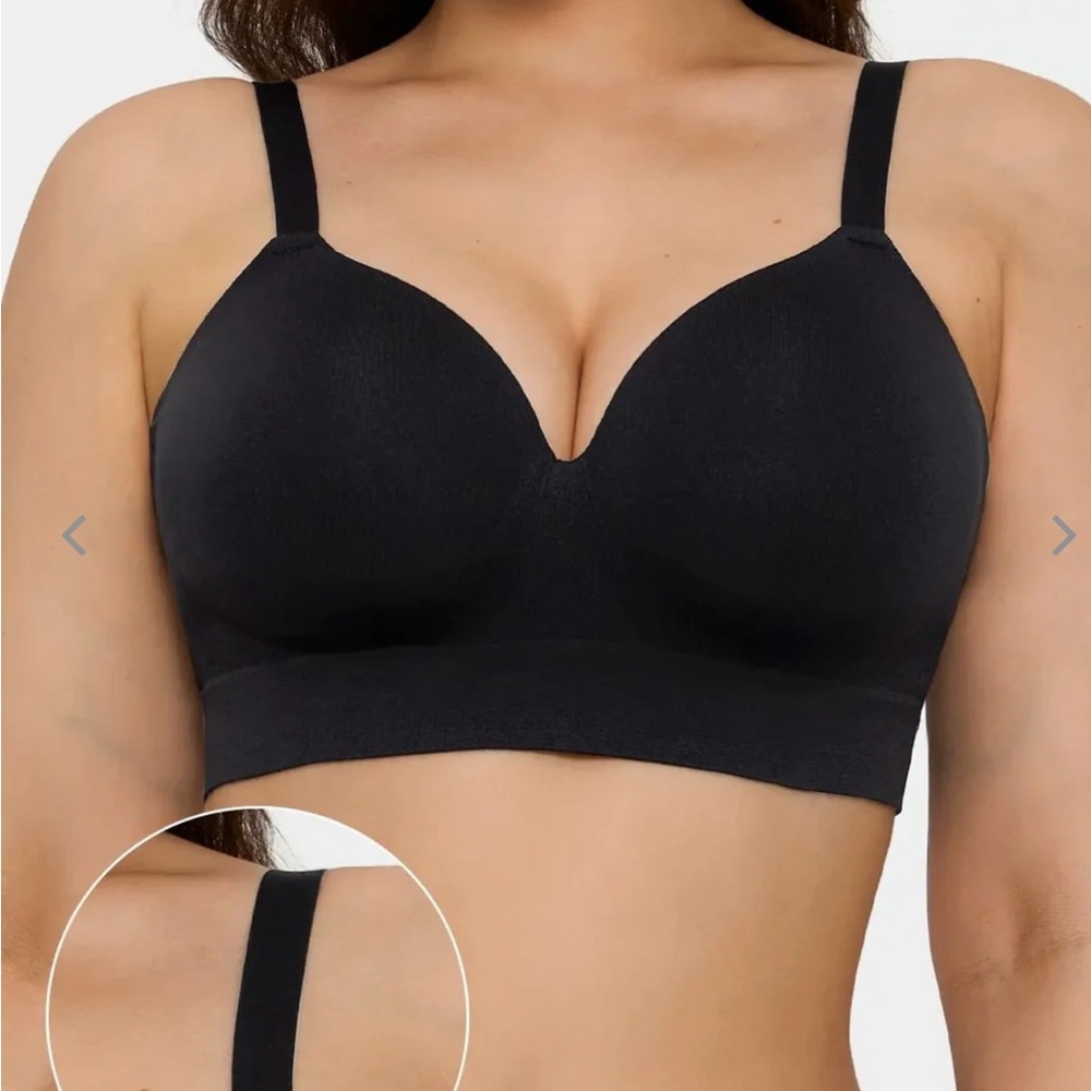 Wireless Black Everyday Comfort Bra with Smooth Cups NWT